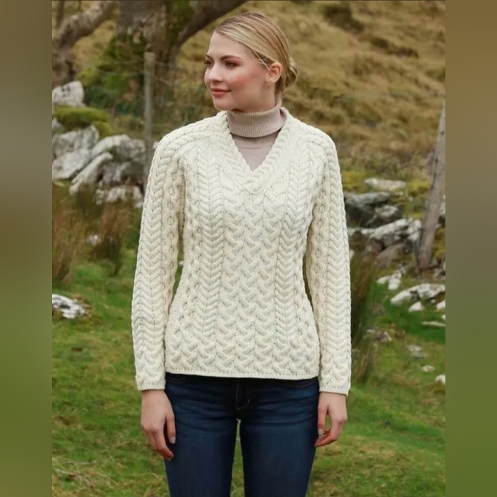 Aran Crafts Ivory V-Neck Sweater